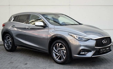 Infiniti Q30 (2015-2019).jpg